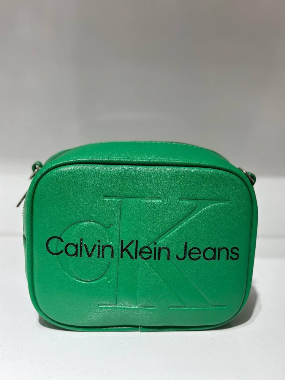 Bolso Calvin Klein relieve - Imagen 5