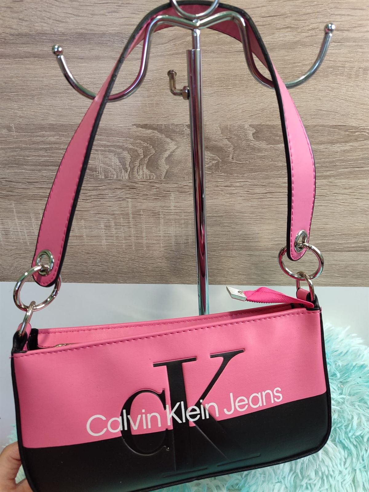 Bolso Calvin Klein - Imagen 1