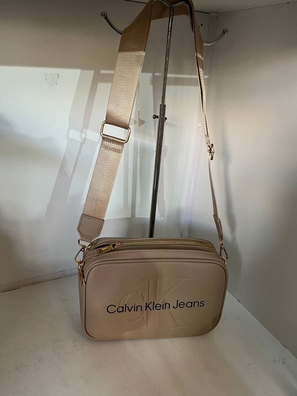 Bolso Calvin Klein - Imagen 3