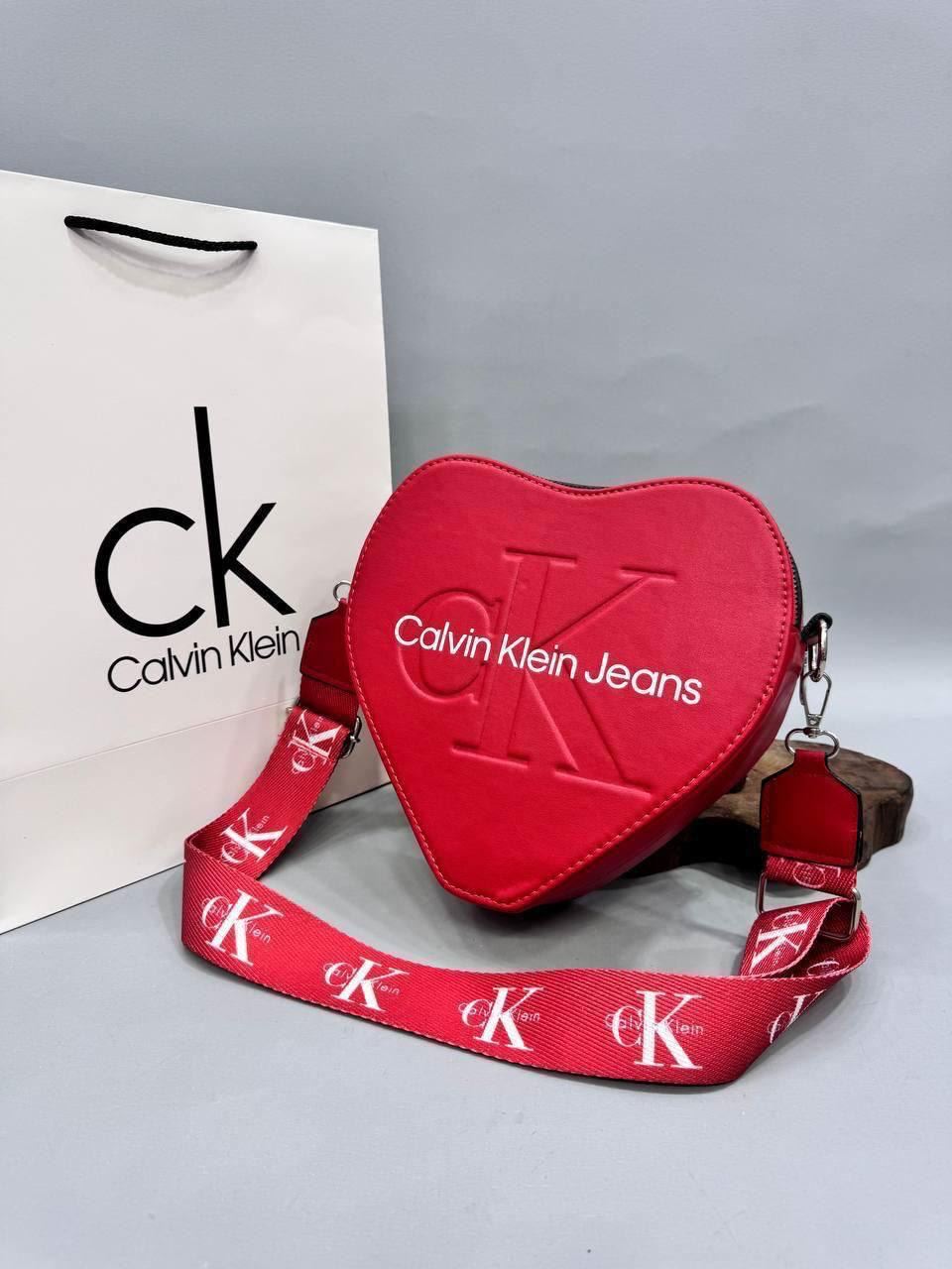 Bolso corazón Calvin Klein - Imagen 4