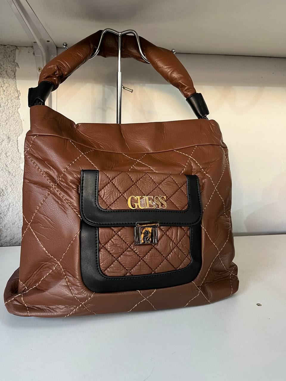 Bolso Guess con bolsillo - Imagen 3