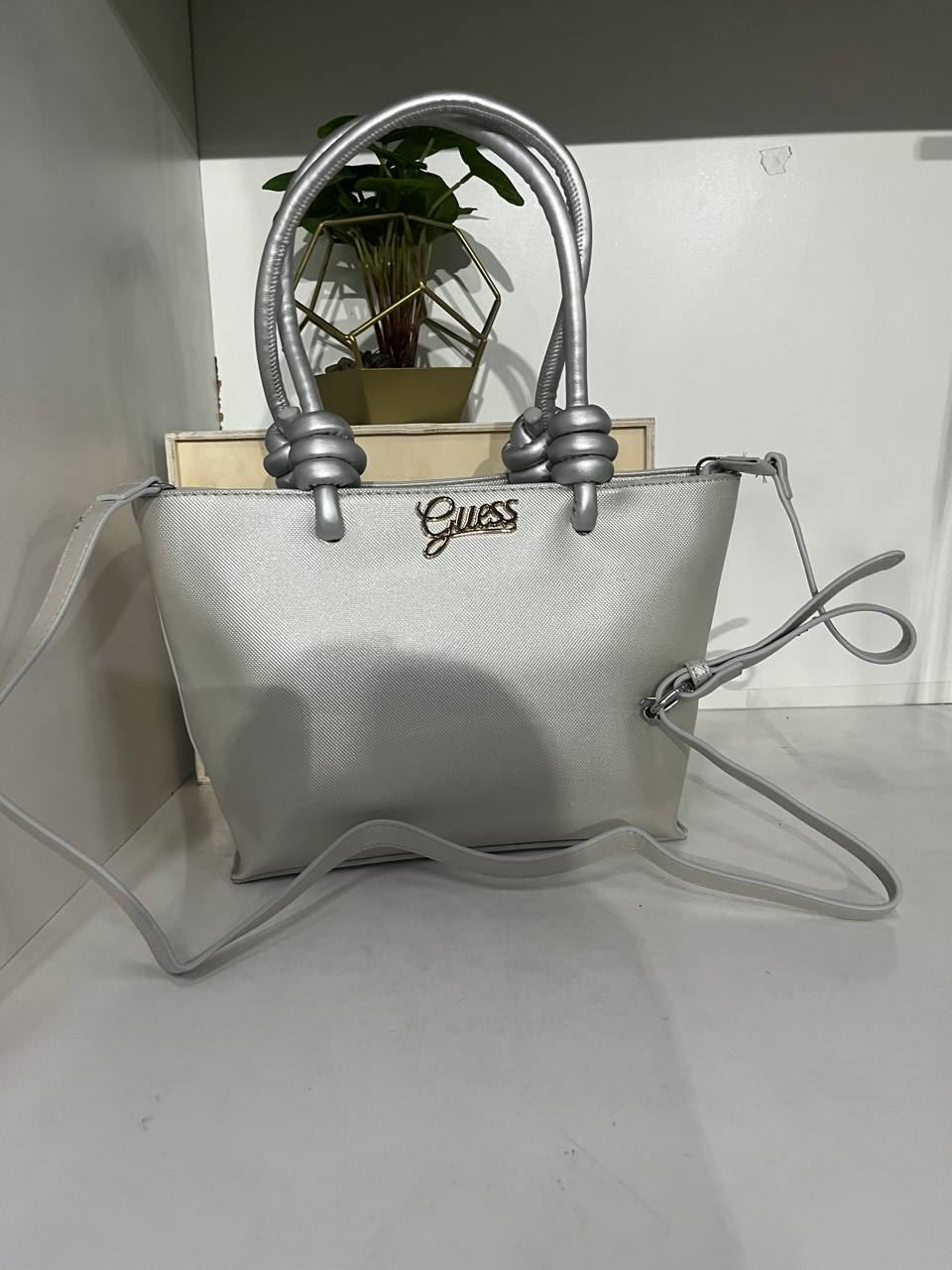 Bolso Guess otoño - Imagen 9