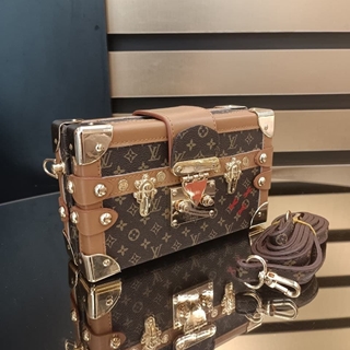 Bolso Louis Vuitton petite malle - Imagen 2