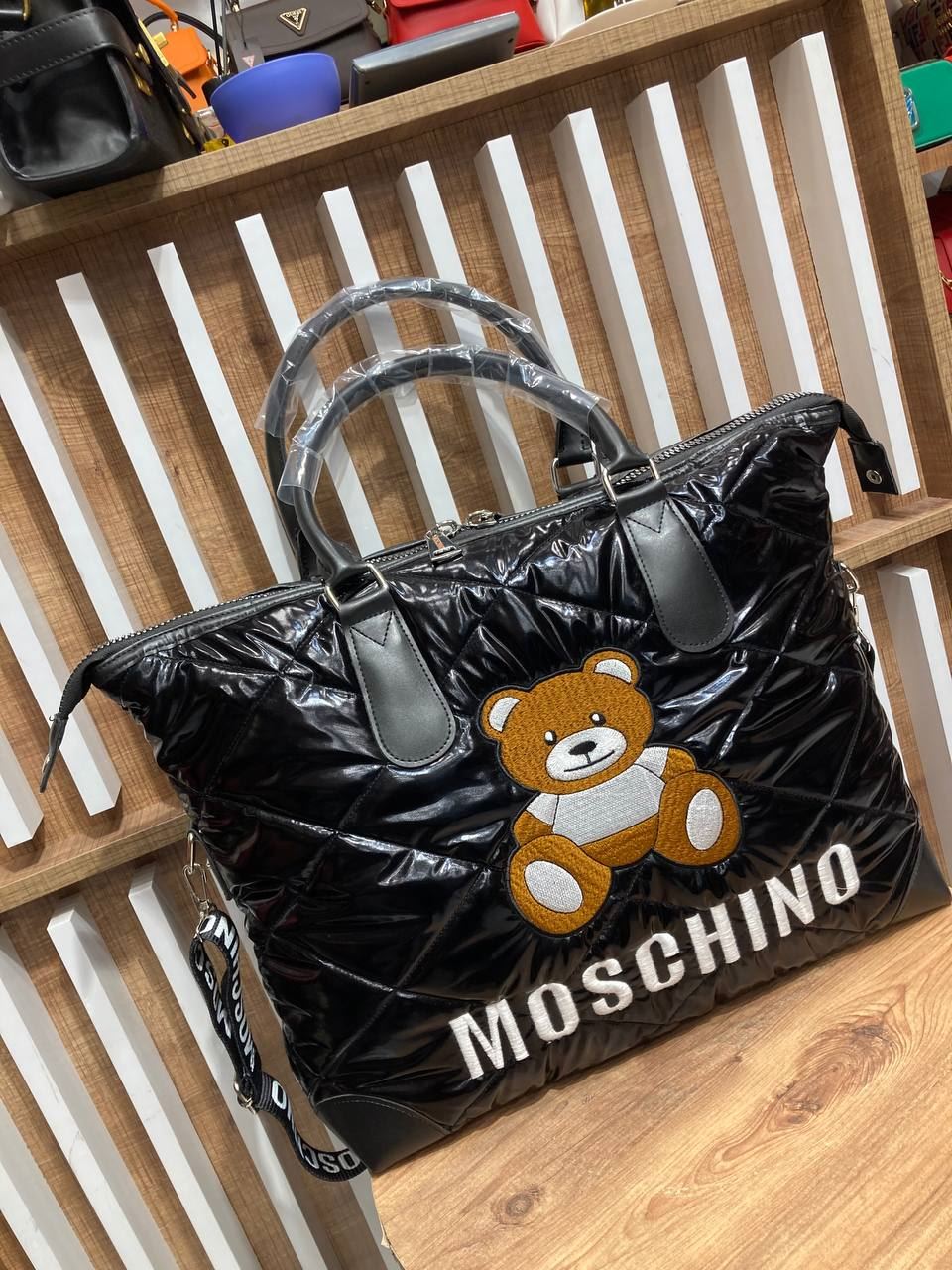 Bolso metalizado Moschino - Imagen 4