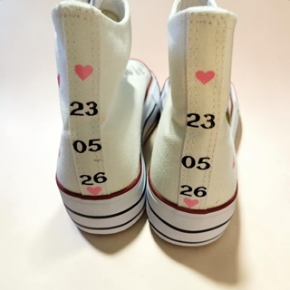 Bota Converse boda novia de espaldas - Imagen 2
