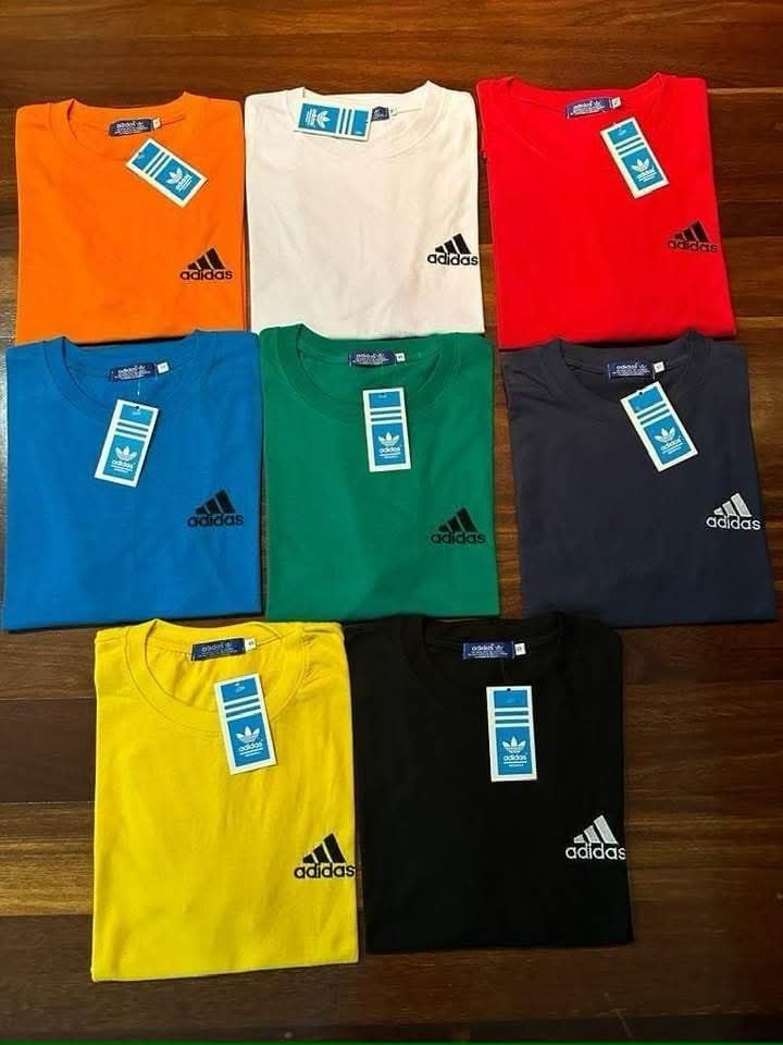 Camiseta Adidas bordada - Imagen 1