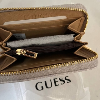 Cartera Guess pequeña - Imagen 2
