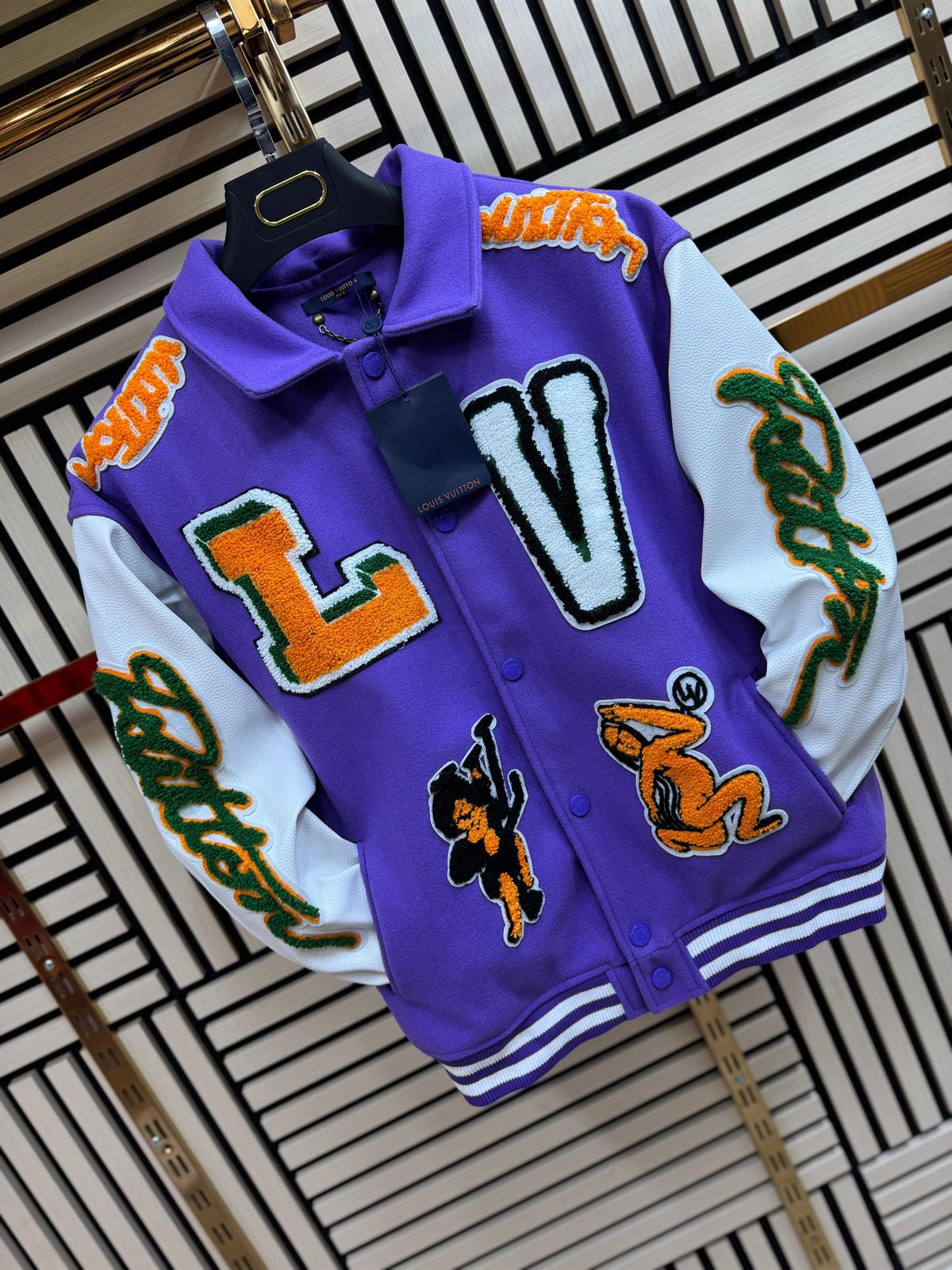 Chaqueta gaming Louis Vuitton - Imagen 1