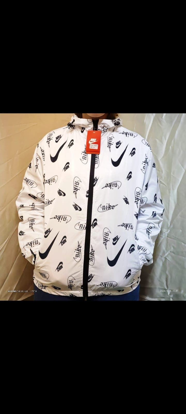 Chaqueta Nike con cremallera - Imagen 2