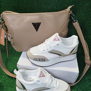 Combo Zapatillas y bolso Guess primavera - Imagen 1