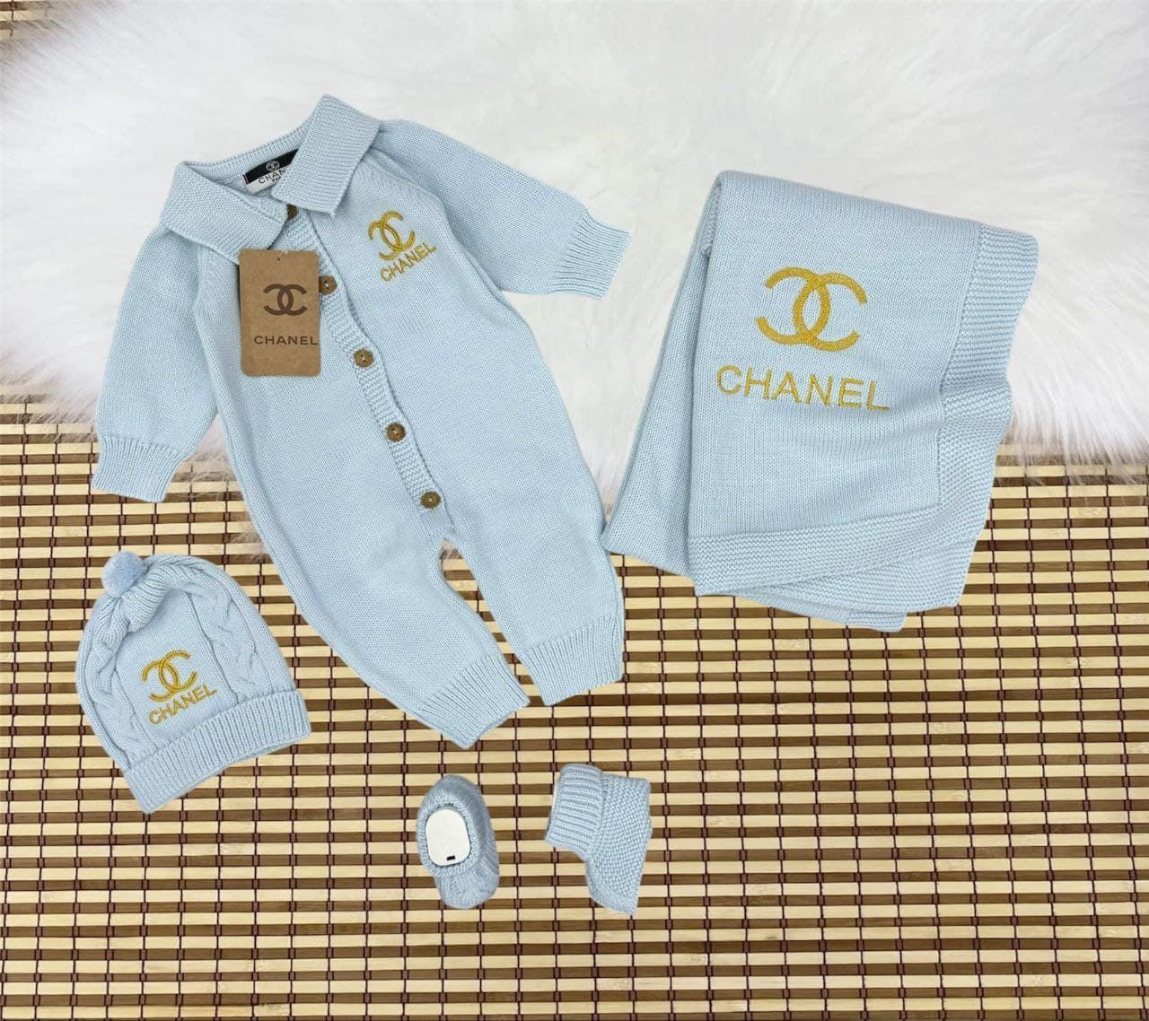 Conjunto bebé Chanel - Imagen 1