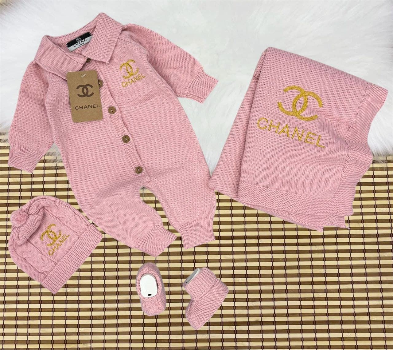 Conjunto bebé Chanel - Imagen 2