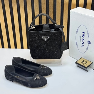 Conjunto bolso Liaison y zapatos bajos Prada - Imagen 2