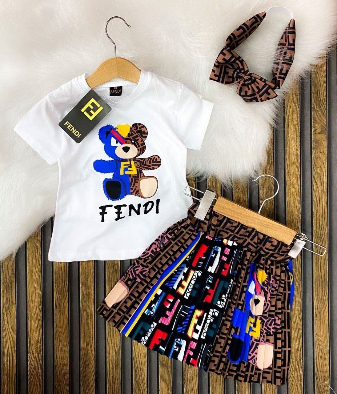 Conjunto camiseta y falda Fendi - Imagen 2