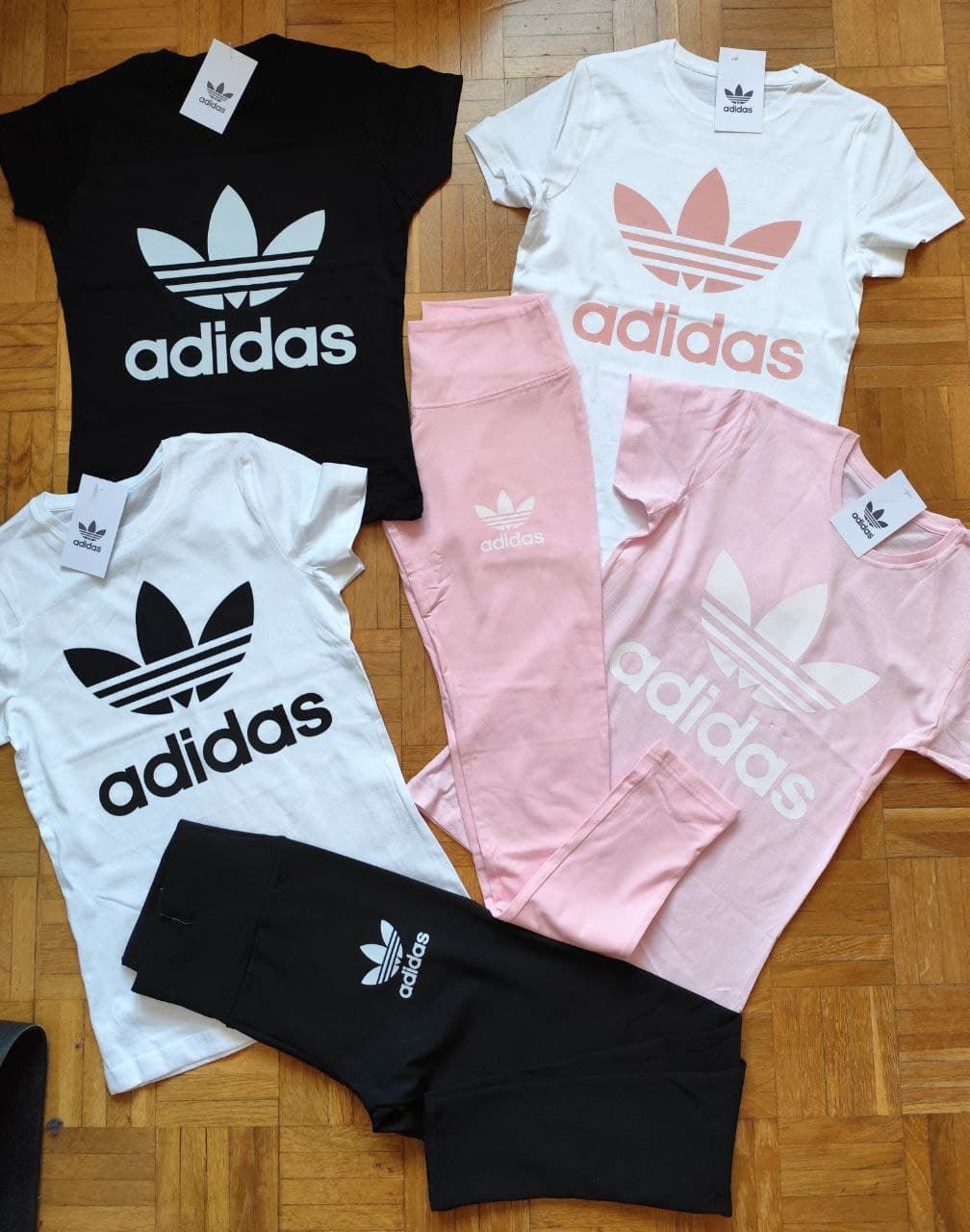 Conjunto camiseta y leggins Adidas - Imagen 1