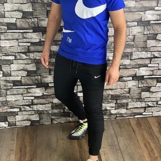Conjunto camiseta y pantalón Nike - Imagen 2