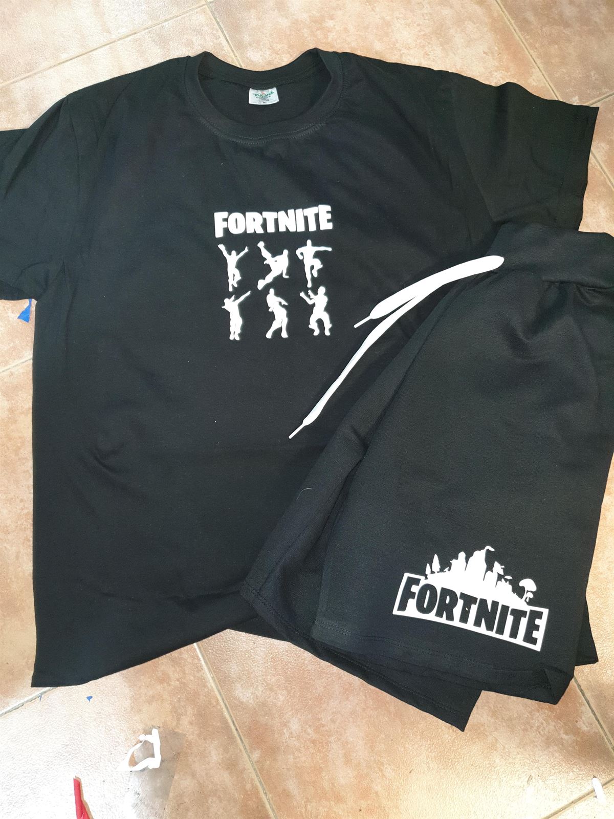 Conjunto de verano Fornite - Imagen 1