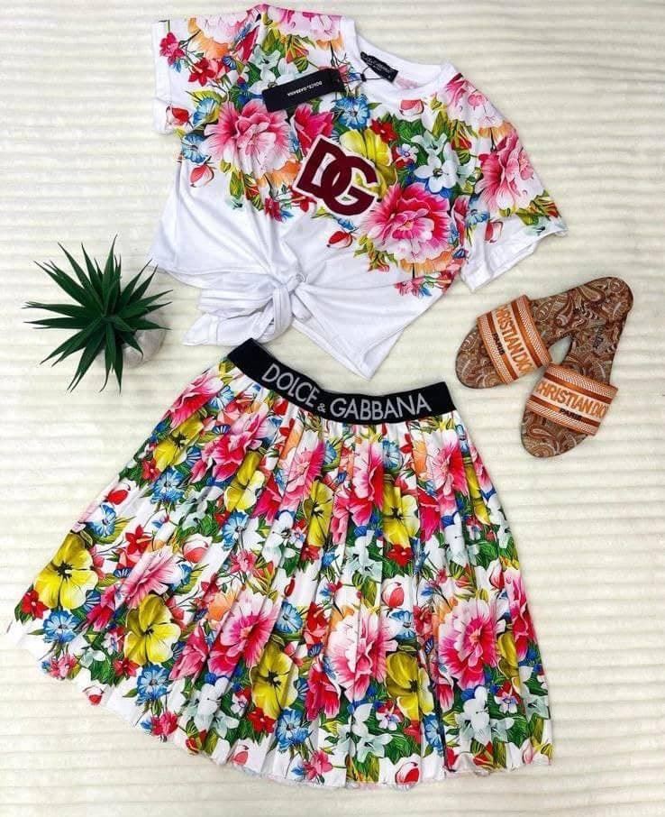 Conjunto falda y camiseta Dolce Gabbana - Imagen 3