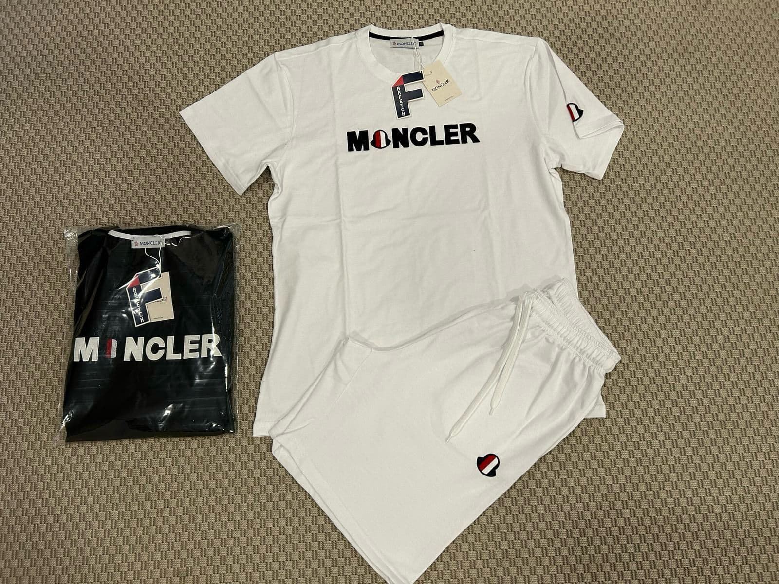 Conjunto Moncler de verano - Imagen 1