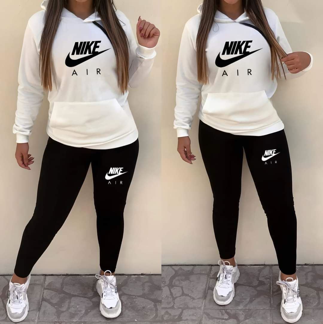 Conjunto Nike mujer - Imagen 1