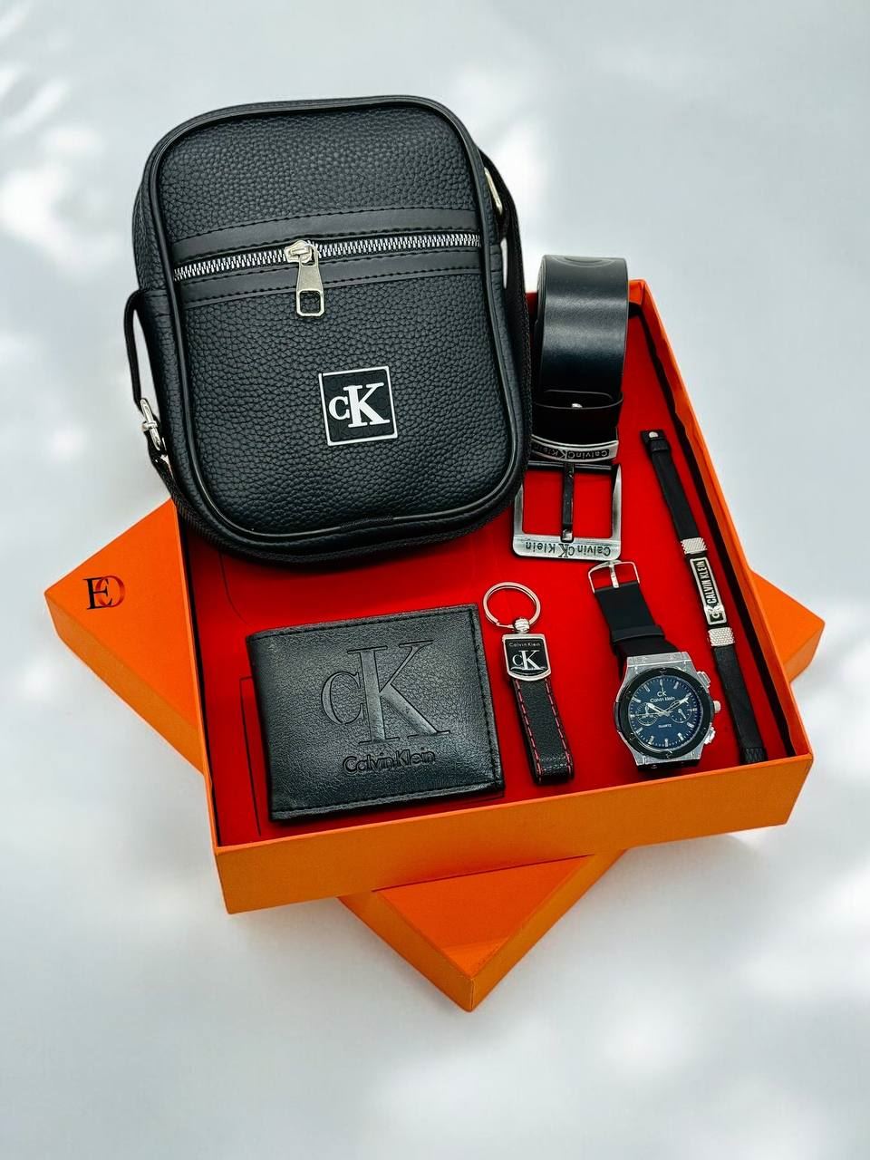 Conjunto reloj y complementos Calvin Klein - Imagen 4