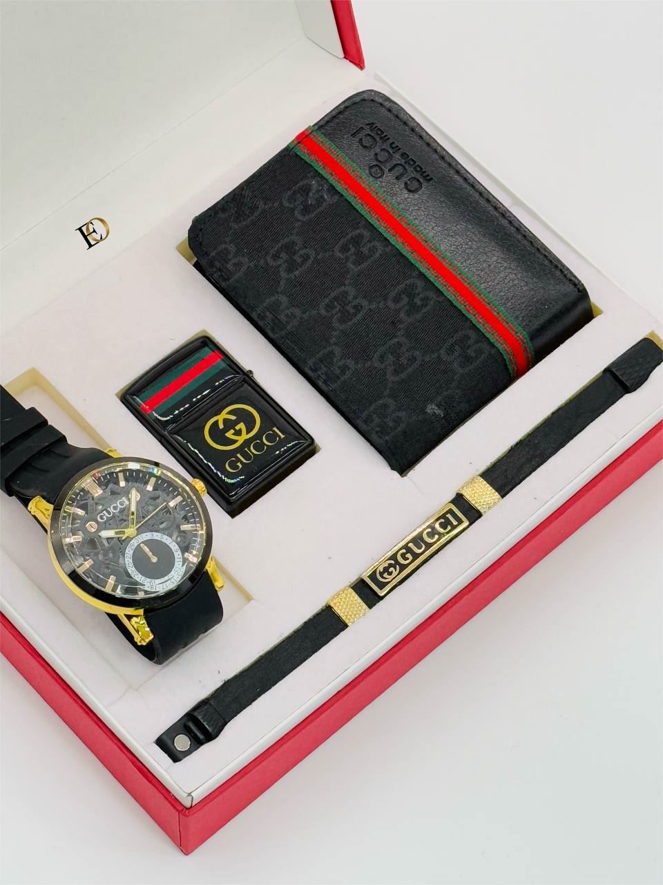 Conjunto reloj y complementos Gucci - Imagen 4