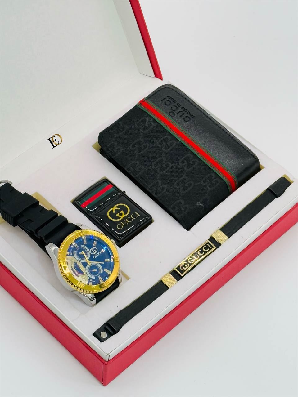 Conjunto reloj y complementos Gucci - Imagen 9