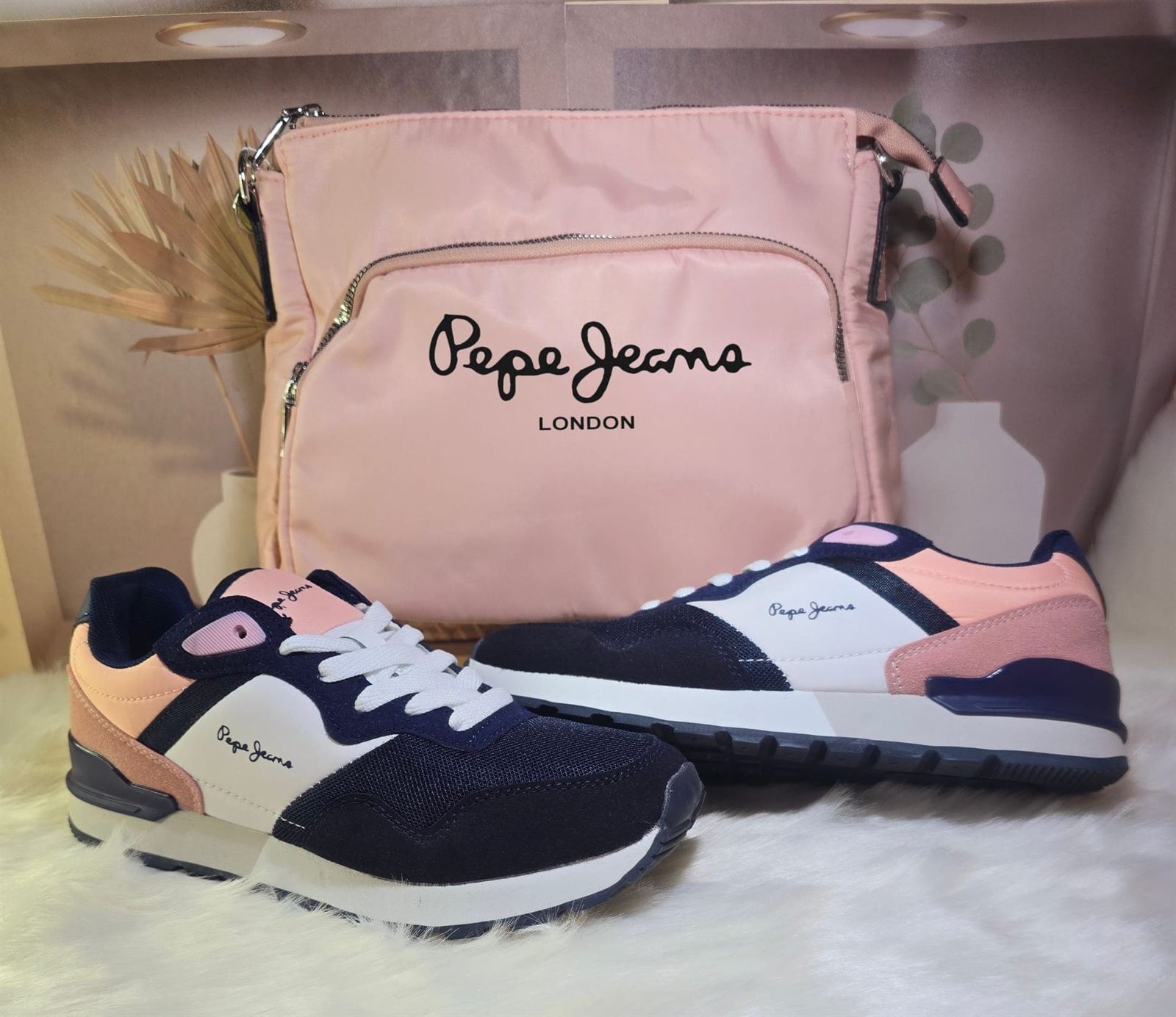 Conjunto zapatillas y bolso Pepe Jeans - Imagen 3