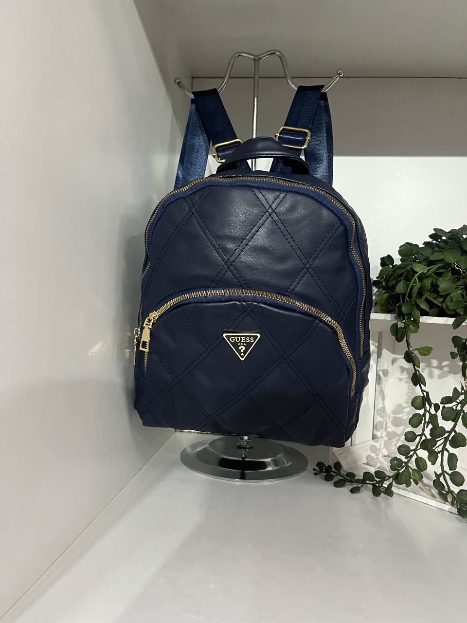 Mochila Guess - Imagen 1