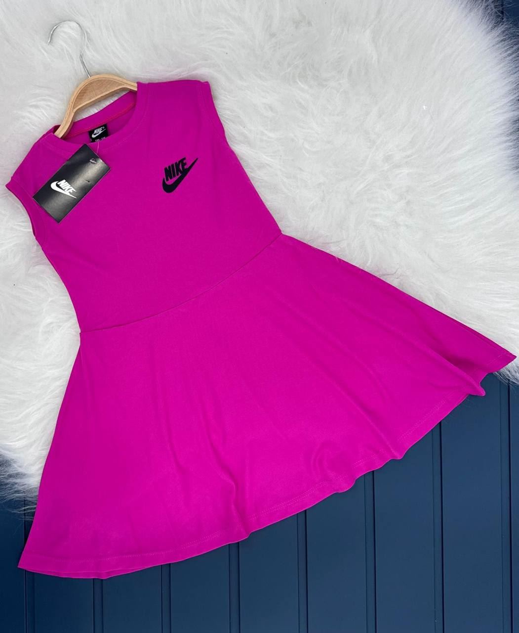 Vestido Nike - Imagen 3