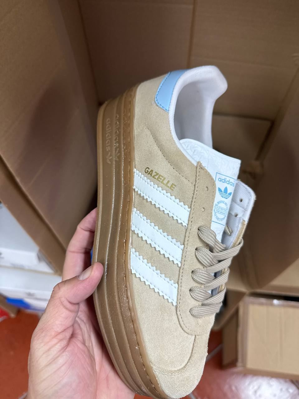 Zapatillas Adidas Bold beige - Imagen 3