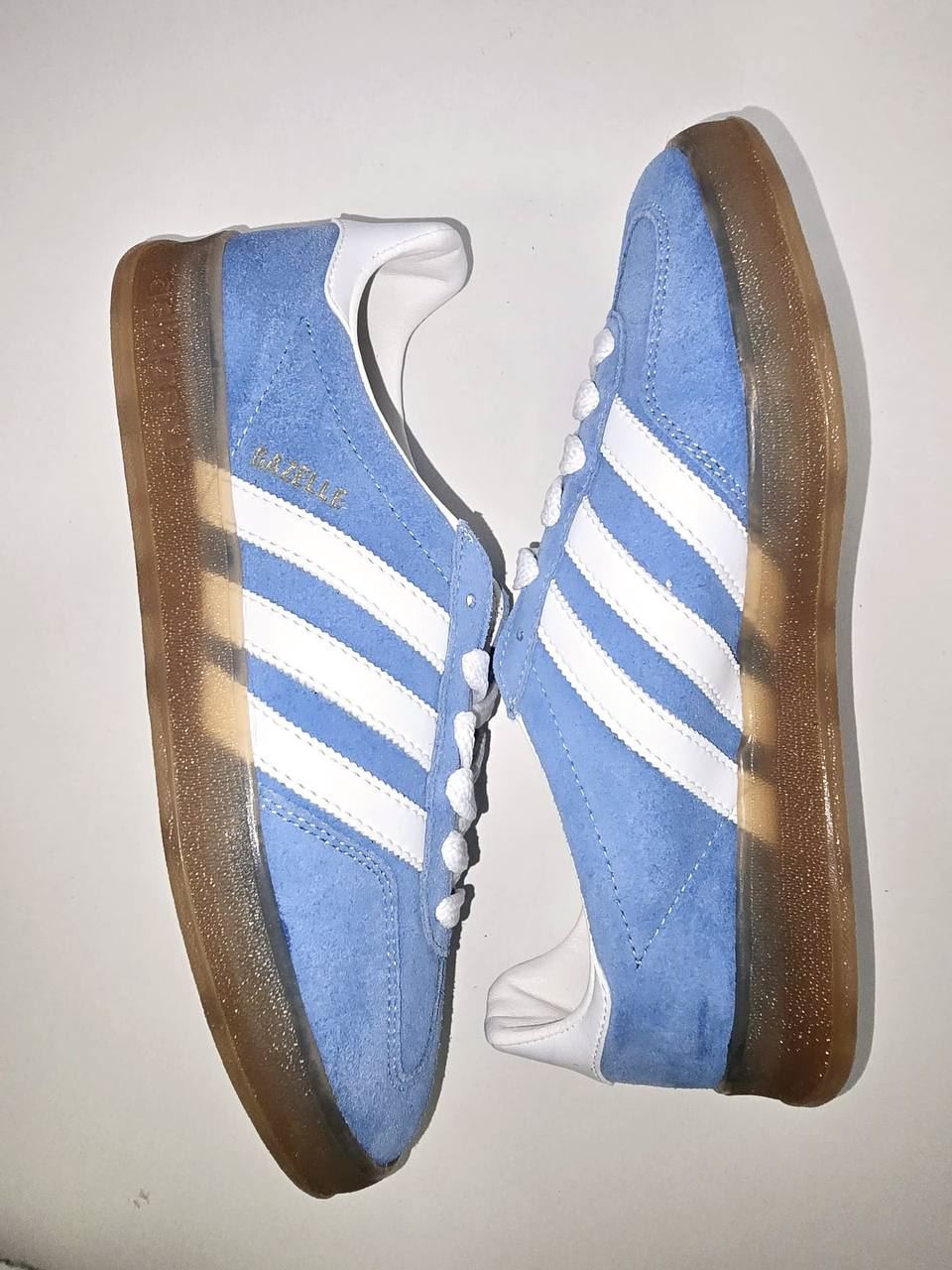 Zapatillas Adidas Gazelle celeste - Imagen 1