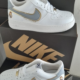 Zapatillas Nike Air force one Madrid - Imagen 2