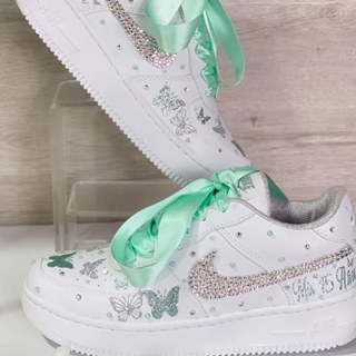 Zapatillas Nike Air Force One Mariposas y perlas - Imagen 2