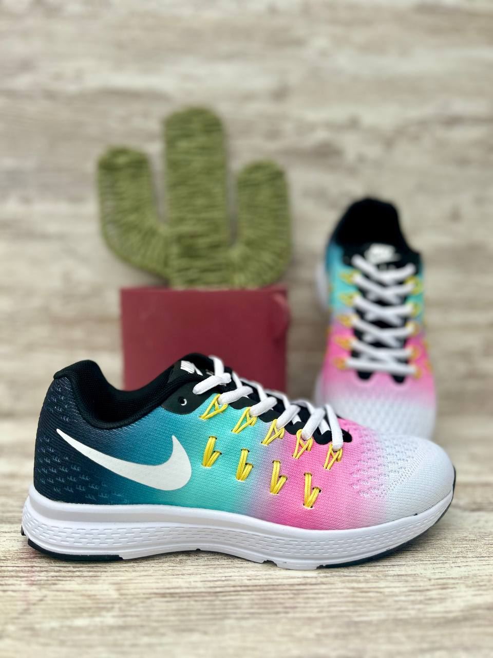 Zapatillas Nike multicolor - Imagen 3