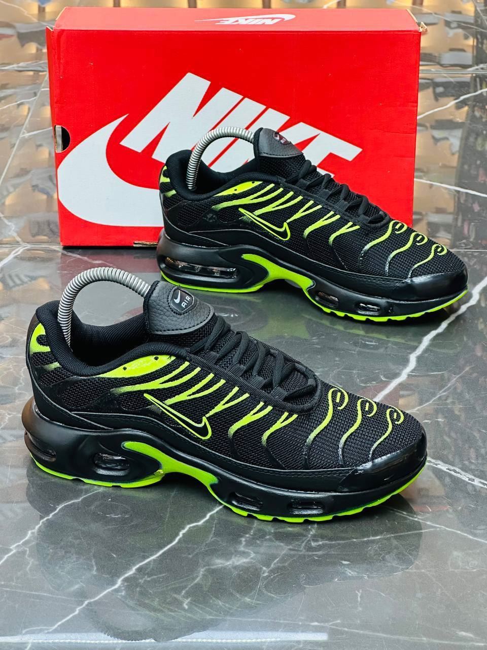 Zapatillas Nike TN para hombre - Imagen 2